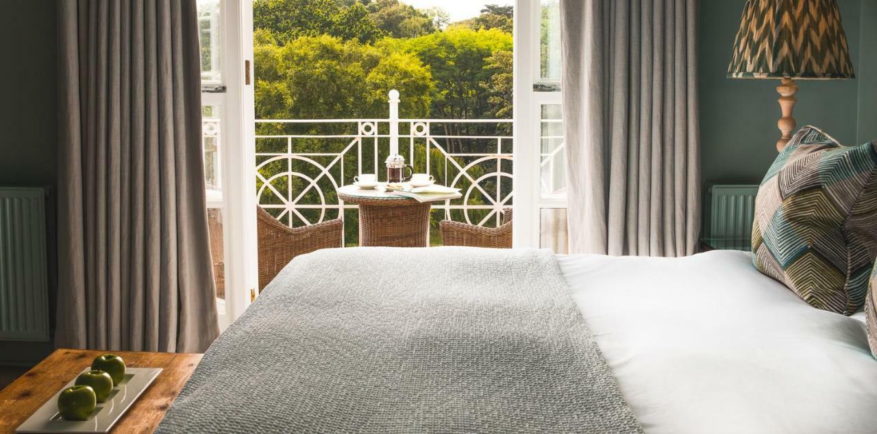 Chewton Glen Hotel - An Iconic Luxury Hotel New Milton Exterior photo